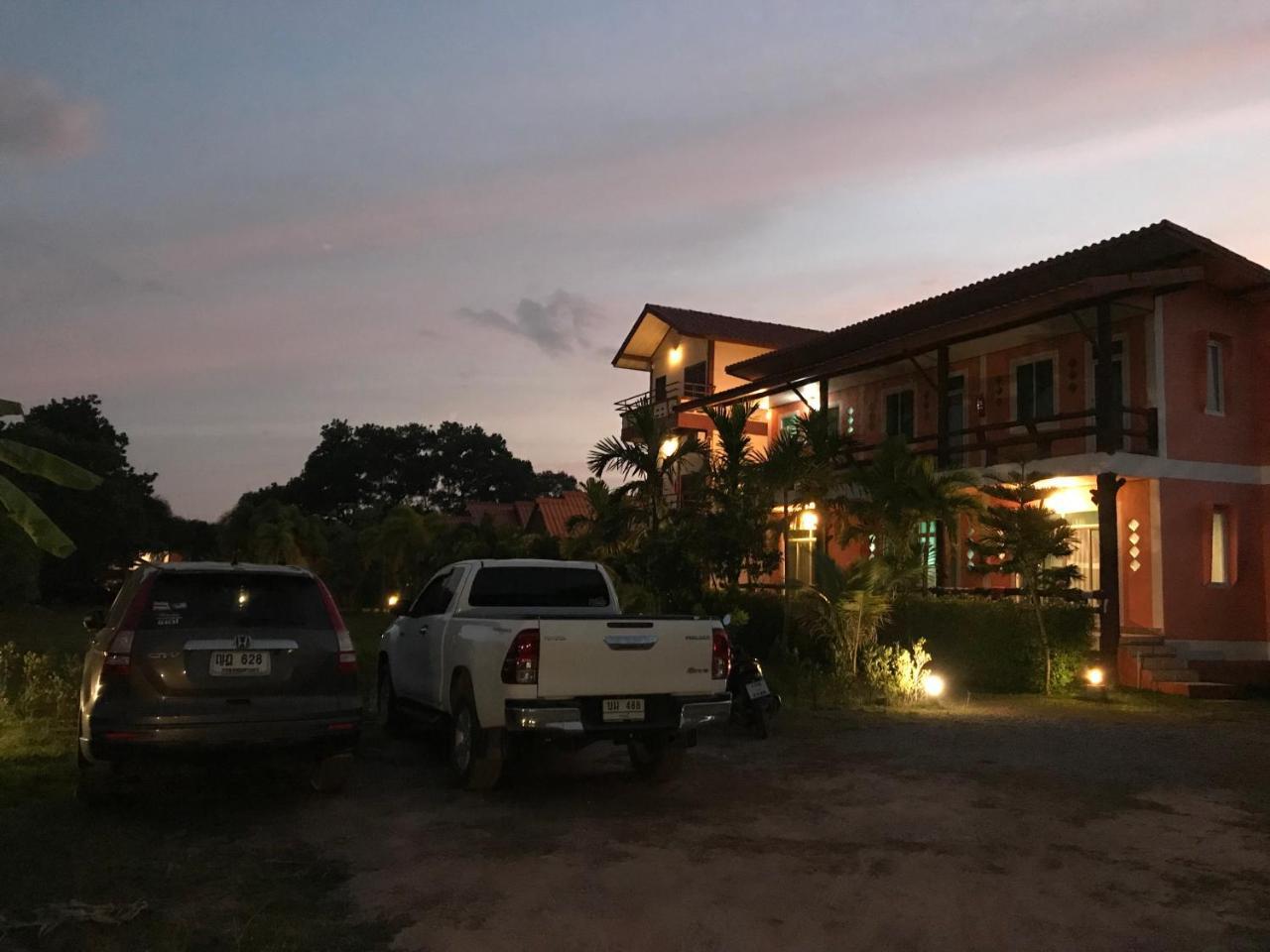 Lanta School Beach Resort Ko Lanta Exterior foto